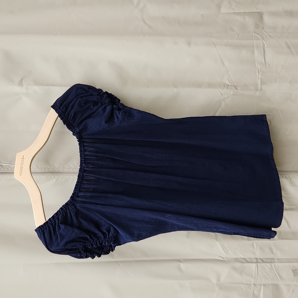 Handmade Embroidered Top - Picture 5 of 7